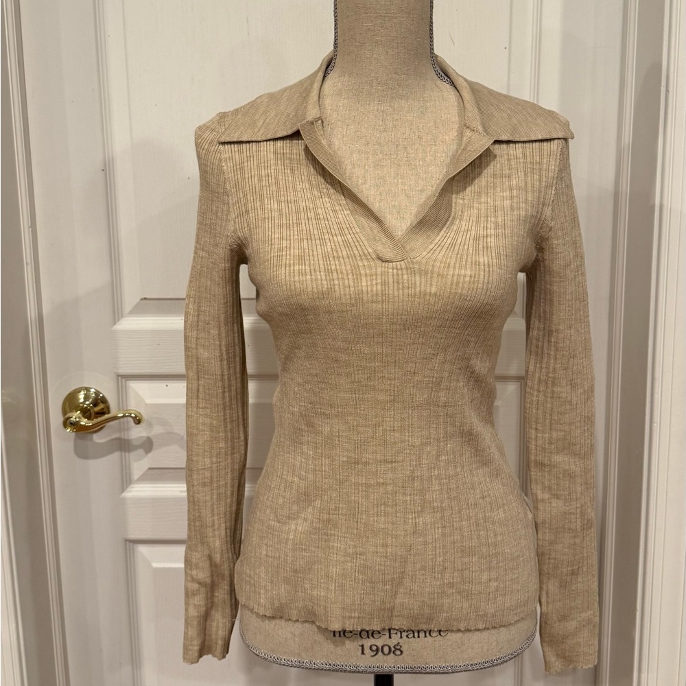 Tan long sleeve v neck top - Picture 1 of 5